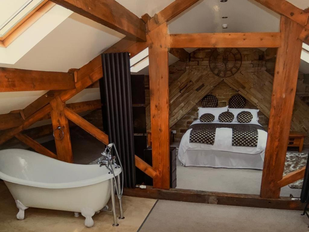 Hotel The Weavers Shed Huddersfield